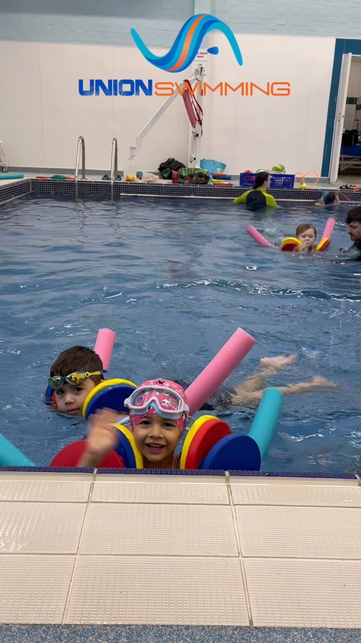 Hi! Today I had a great time swimming.
Go and tell your mommy to bring you to my swimming lessons, at union swimming #swimmingleasons #swim #childrenlearntoswim